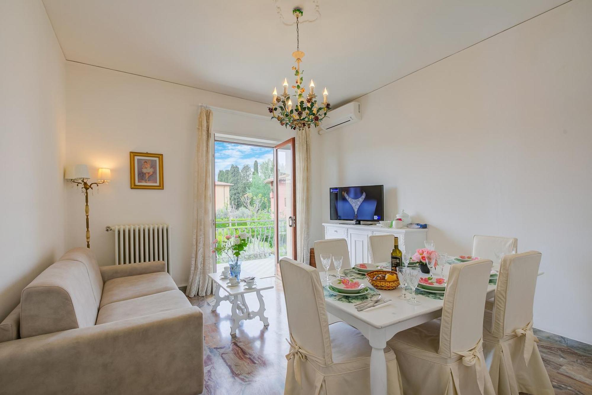 Casa Milly - Happy Rentals Desenzano del Garda Dış mekan fotoğraf